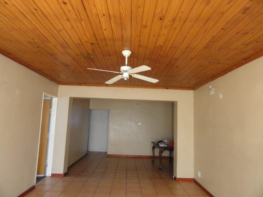 3 Bedroom Property for Sale in Leonsdale Western Cape